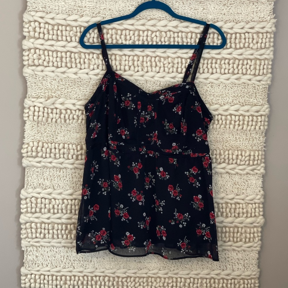 Torrid size 16 Cami. Adjustable straps EUC